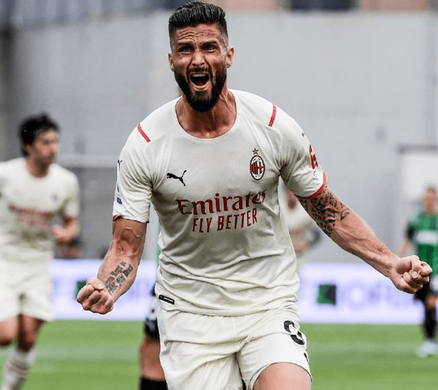 荷甲半场：克拉森世界波建功，阿贾克斯1-0费耶诺德（荷甲半场：克拉森世界波破门，阿贾克斯暂以1-0领先费耶诺德）