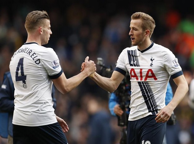 克里斯·萨顿预测曼联圣诞节对阵纽卡斯尔的赛果（克里斯·萨顿：圣诞节曼联对纽卡斯尔之战结果预测）