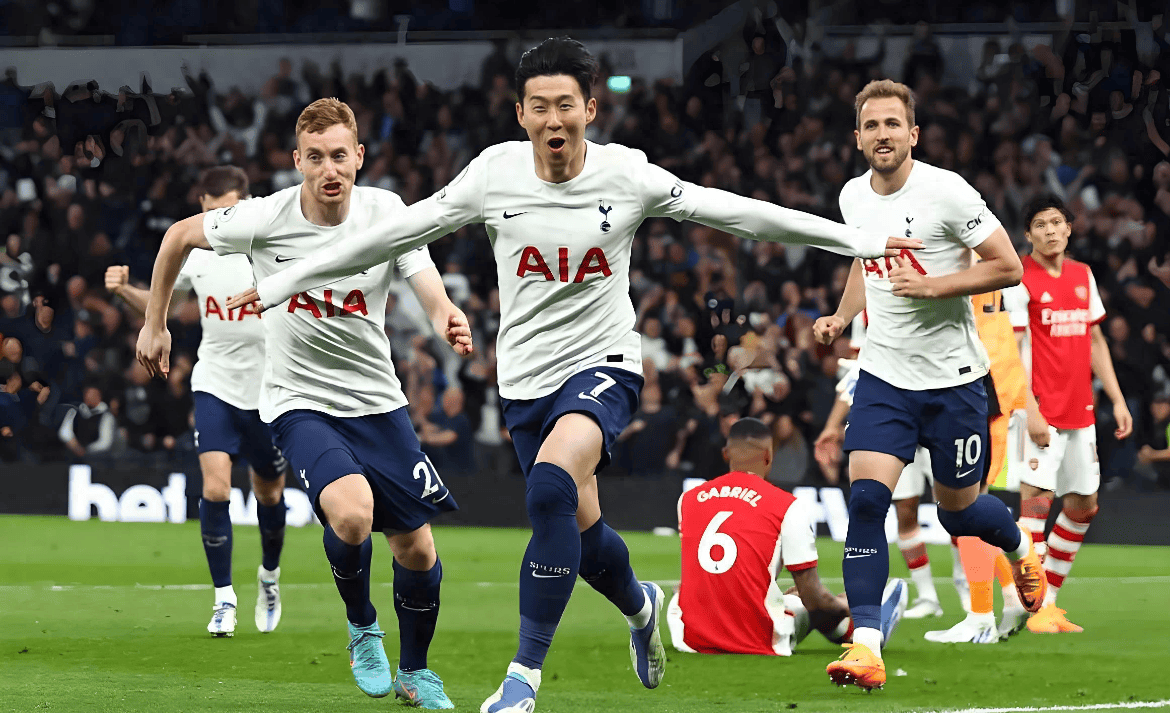 皇马吸金石 阿斯：伯纳乌本赛季营收预计突破4亿欧元（阿斯：伯纳乌成皇马摇钱树，本赛季营收预计超4亿欧元）