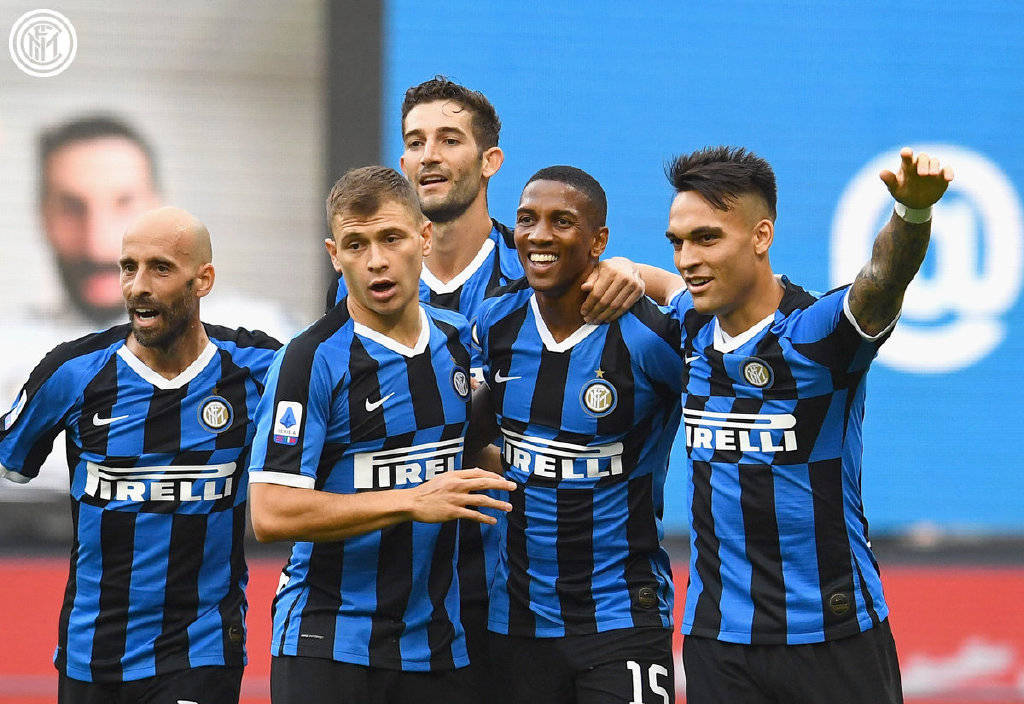 门兴后卫：我真的不是那种轻易倒地的球员，吉拉西明显犯规了（门兴后卫澄清：我不轻易倒地，吉拉西的犯规一目了然）